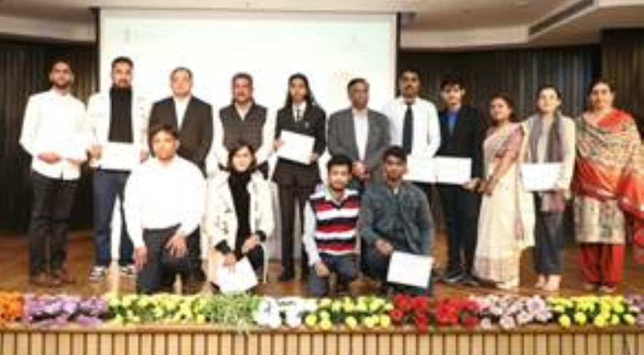 Shri Dharmendra Pradhan inaugurates ICSSR Research Internship Programme